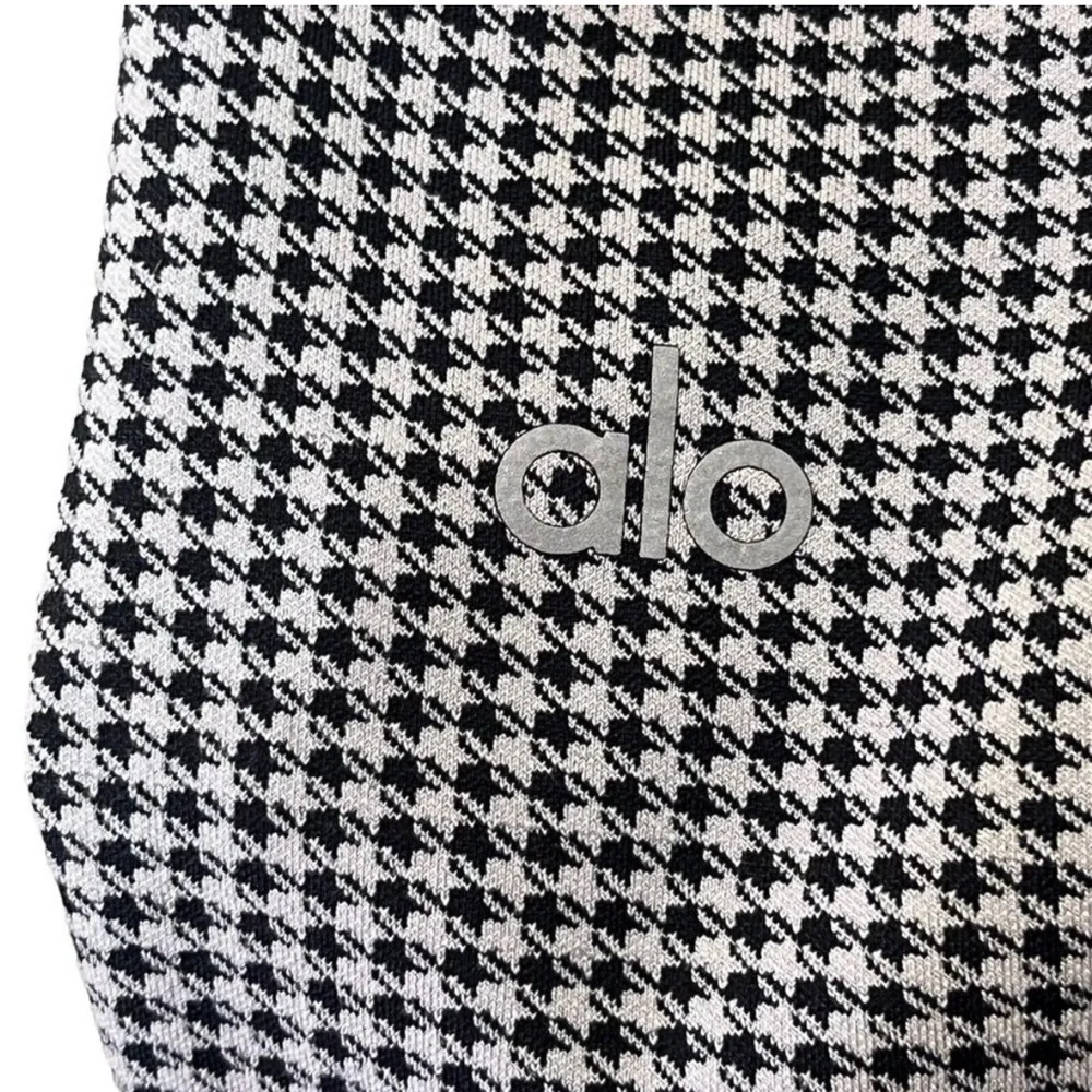 Alo Yoga High Waist Micro Houndstooth Jacquard Leggings  Womens Size Small